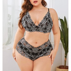 ชุดชั้นในลูกไม้ตาข่ายสองสี